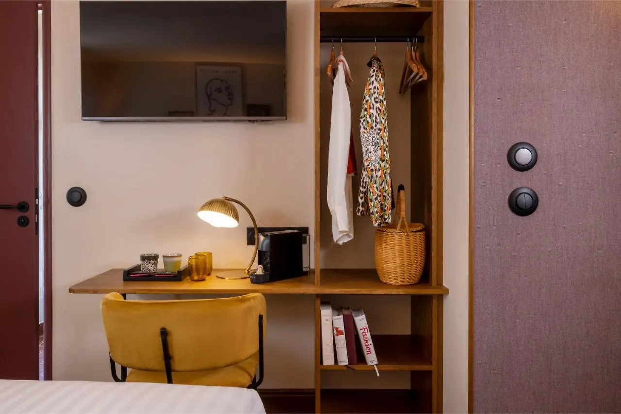 Hotel Ernest Paris France